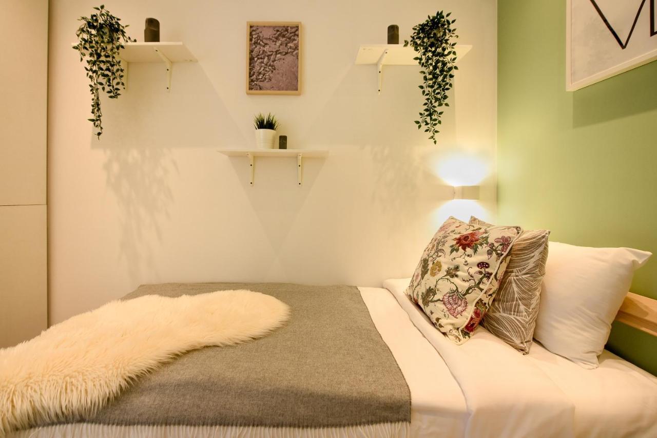 Spacious 1Br In The City Center - Amazing For Extended Stays Bukarest Exterior foto